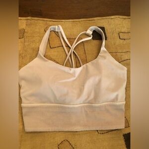 Lululemon Free To Be Serene Bar medium support size 6 Tan Ribbed Band.